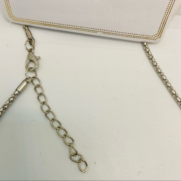 Necklace Turquoise colored Flower in Silver tone - Picture 4 of 12